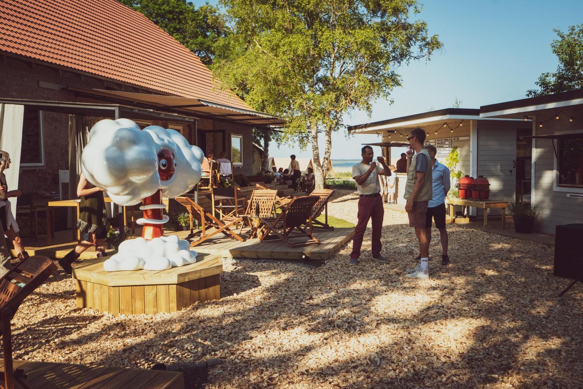 Mia Glamping Hotel Orissaare Luaran gambar